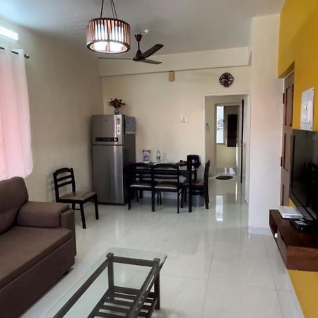 Spacious Studio & Pool Facility. 比纳里姆 外观 照片
