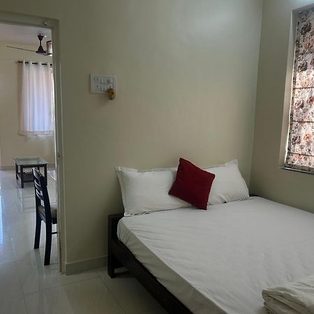 Spacious Studio & Pool Facility. 比纳里姆 外观 照片