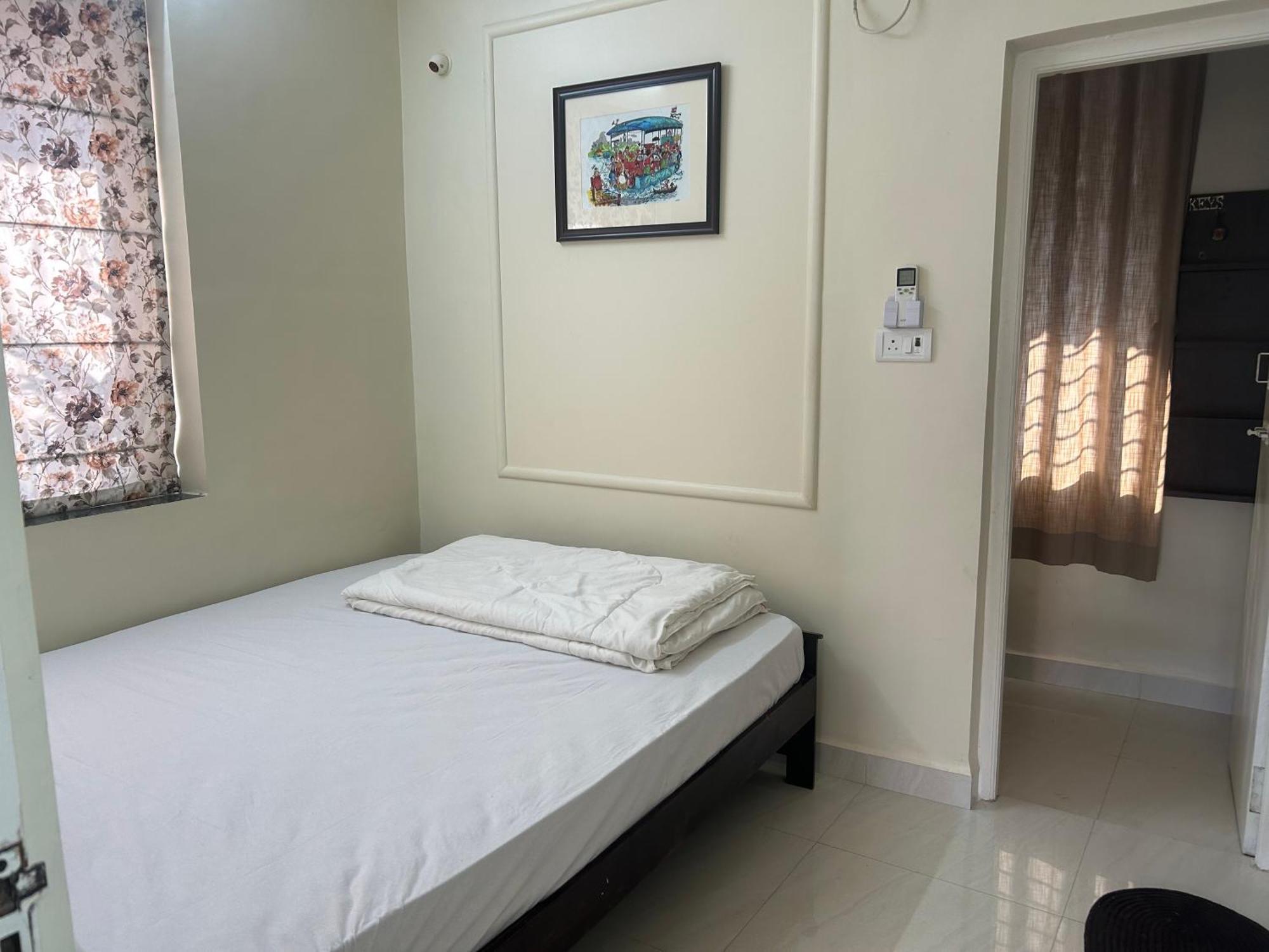 Spacious Studio & Pool Facility. 比纳里姆 外观 照片